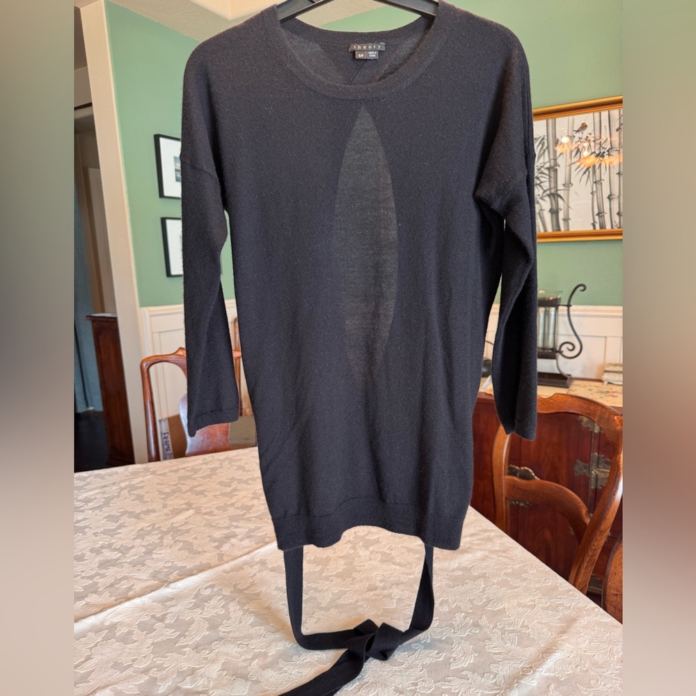 Theory Open-Back Cashmere Sweater in Black